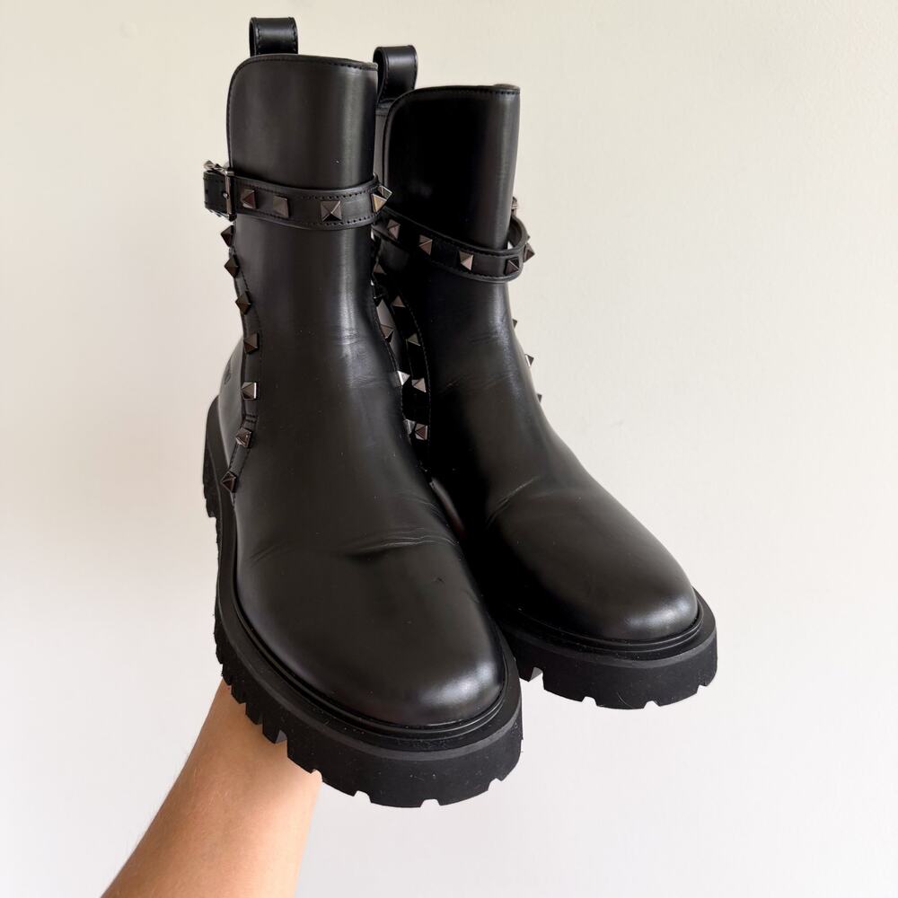 Valentino Garavani Rockstud Leather Slip-On Combat Boots Black 39 NEW - Picture 5 of 10